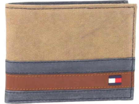 Billetera para Hombre marca Tommy Hilfiger color natural Online now